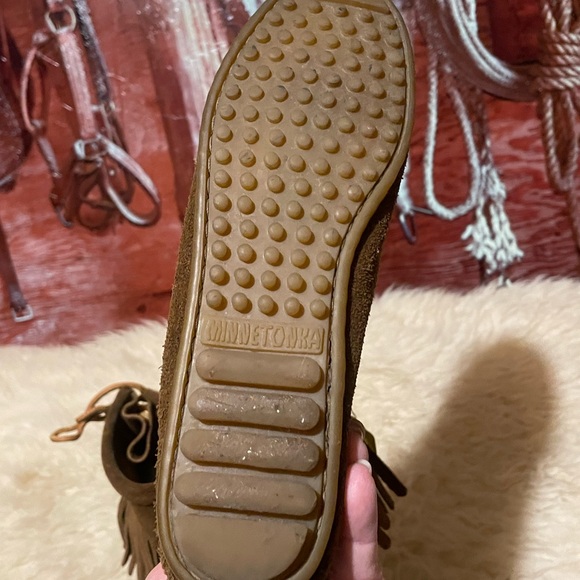 Minnetonka VTG suede moccasins - Picture 7 of 8